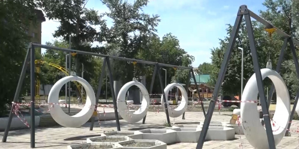 Семейде 1 млрд теңгеден астам қаржыға жаңартылған Орталық саябақтың сәні кетті