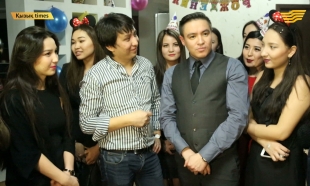 &laquo;Қызық times&raquo;. Серік Ибрагимов, Қайрат Түнтеков, &laquo;Vidmen&raquo; тобы