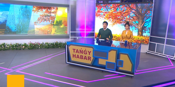 Альмира Тұрсын, Дидар Әбдухалық, Жарылқасын Амантайұлы, Тұңғышбай Жаманқұлов. &laquo;Taңғы хабар&raquo;