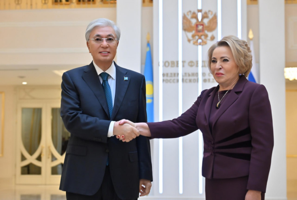 Глава государства провел встречу с Председателем Совета Федерации России