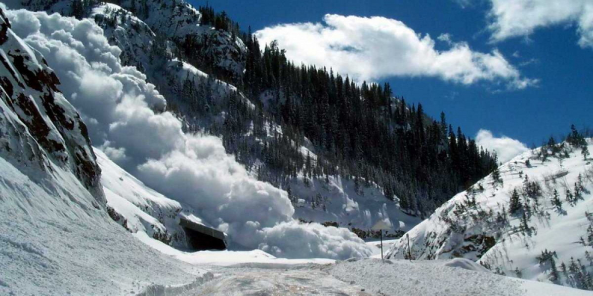 Сход лавин ожидается в горах Алматы