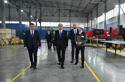 Мемлекет басшысы Tausogar зауытында болды