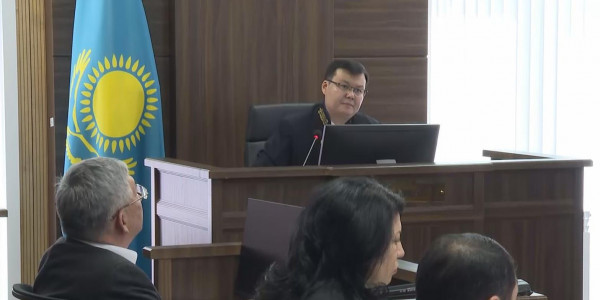 Астанада Арыстанбек Мұхамедиұлының сот отырысы өтті