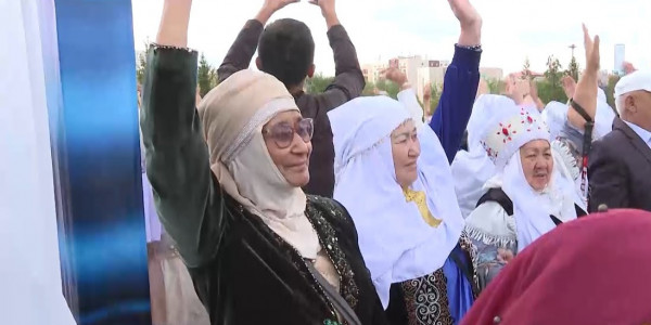 Елордалық зейнеткерлер флешмоб өткізді