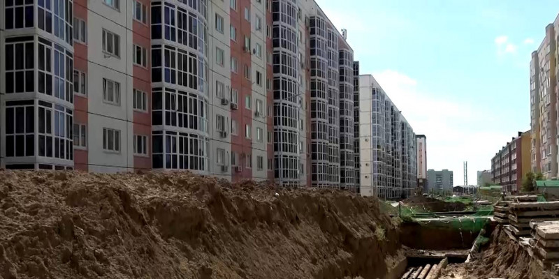 18 многоэтажек в Уральске 2 месяца остаются без горячей воды