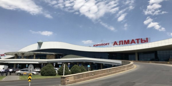 В аэропорту Алматы приостановят все международные рейсы