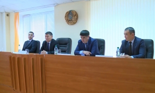 В ЗКО более 120 чиновников уличили в коррупции