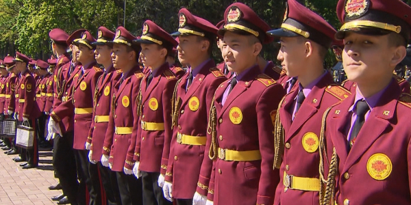 Жас сарбаздар әскерге шақырылды