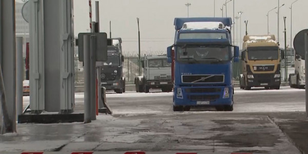 Кәсіпкерлер қазақ-қытай шекарасынан тауар жеткізе алмай дал