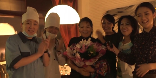 Айгүл Иманбаева Жанар Айжанованың көз алдында құлап қалды