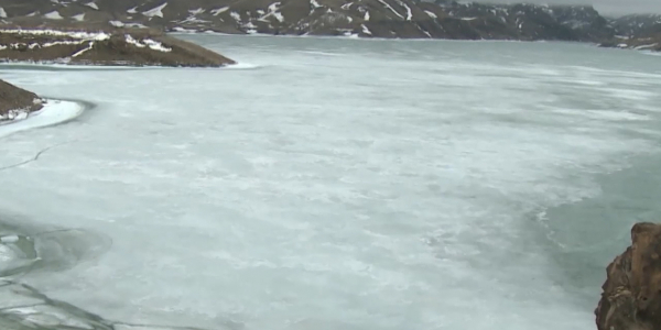 Реки в семи районах Восточного Казахстана освободят от ледяных заторов