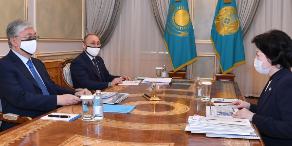 А. Раимкулова доложила Президенту о развитии отечественной кинематографии и туризма