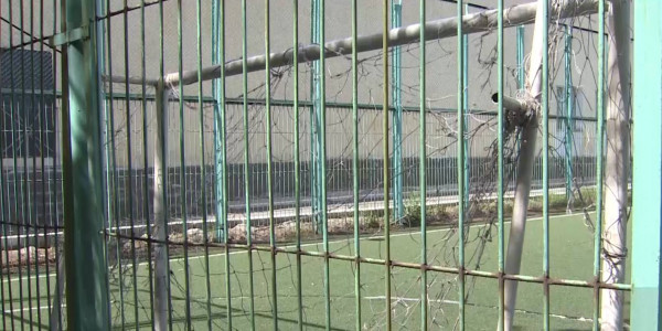 На десятилетнего мальчика упали футбольные ворота