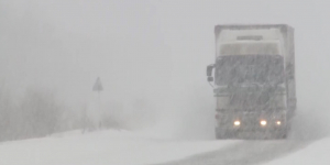 Метели и снегопад продолжатся в Казахстане