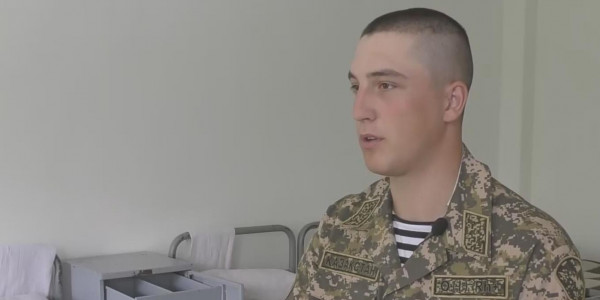 Қазақ армиясындағы ең бойшаң сарбаз борышын Ақтауда өтеп жатыр