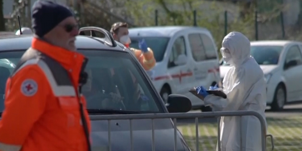 Германия не принимает беженцев из-за пандемии коронавируса