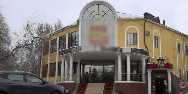 Оралдағы мейрамхана қожайындары жергілікті биліктен қайта жұмыс істеуге рұқсат беруді сұрады