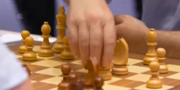 Қазақстандық шахматшы Ринат Жұмабаев сенсациялық жеңіске қол жеткізді