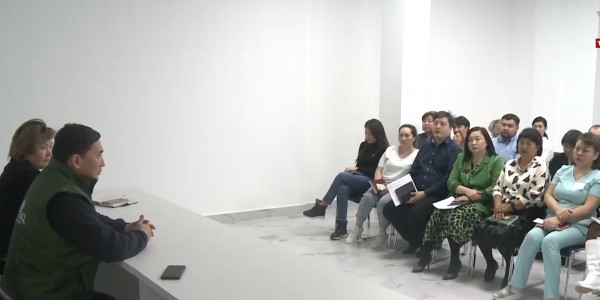 &laquo;Байтақ&raquo; жасылдар партиясының өкілдері дәрігерлермен кездесу өткізді