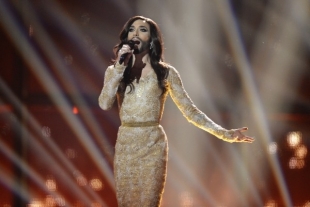 Топ 5 самых странных участников за всю историю Евровидения