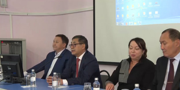 Мейрам Кажыкен встретился с председателями профсоюзов