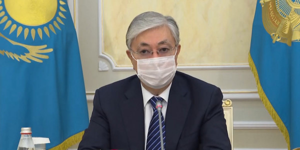 К.Токаев поручил стабилизировать цены на медикаменты