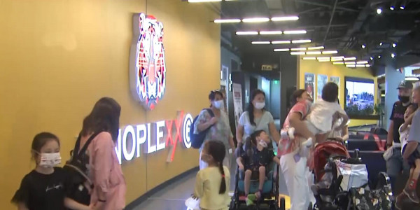 Показ мультфильмов для особенных детей устроили в Алматы