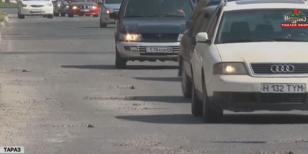 Таразда басталған жол жөндеу жұмыстары ілгерілемей-ақ қойды