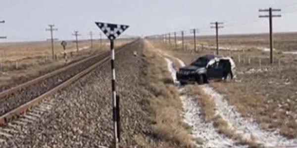 После смертельного ДТП с поездом под Балхашом возбуждено уголовное дело