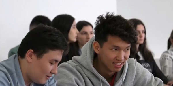 В Темиртау учащиеся казахстанских вузов презентовали свои IT-проекты