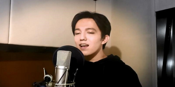 Димаш Кудайберген посвятил новый клип борьбе с коронавирусом