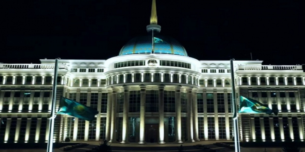 Минута молчания в память о жертвах коронавируса прошла в Казахстане