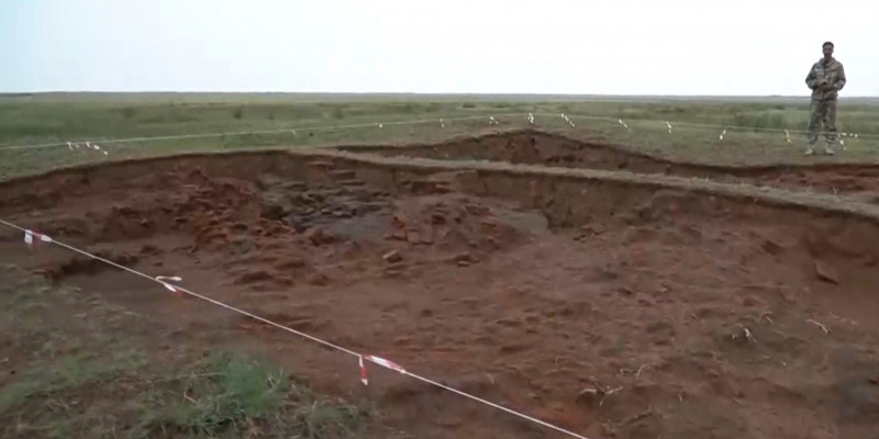 На территории памятника «Кызыл-Оба» в СКО археологи продолжают делать открытия
