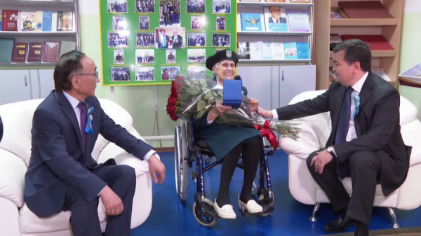 Орден &laquo;Айбын&raquo; вручили ветеранам войны в Астане