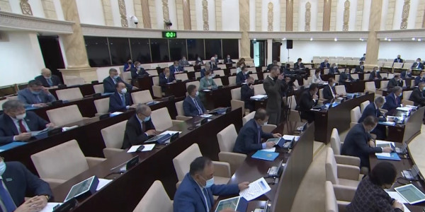 Сайлау және саяси партиялар туралы заңдар қабылданды