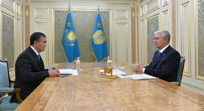 Мемлекет басшысы Астана қаласының әкімі Жеңіс Қасымбекті қабылдады