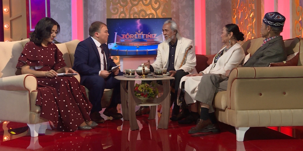 Айдос Бектемір, Әлия Бөпежанова, Алма Кәкішева. &laquo;Tόrletińiz&raquo;