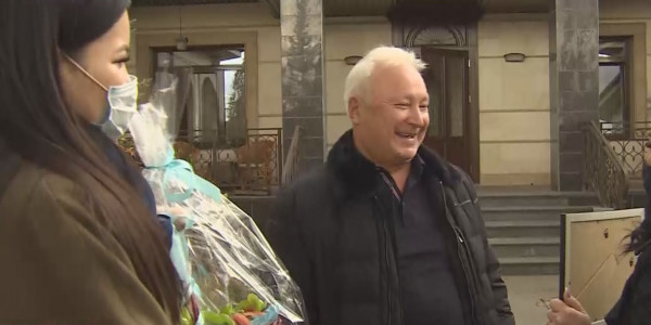 &laquo;Хабар&raquo; Агенттігінде қызмет еткен ардагерлер марапатталды