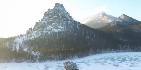 Свыше 4 тысяч казахстанцев проводят новогодний праздник в Бурабае