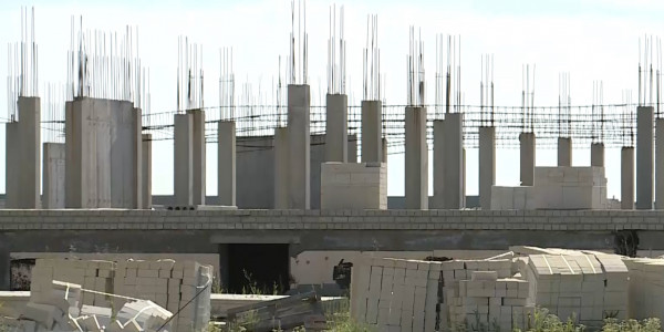 Ақтөбеде әлеуметтік нысандар құрылысы тоқтап тұр