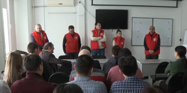 Кандидаты от НПК встретились с коллективом Павлодарского нефтехимического завода