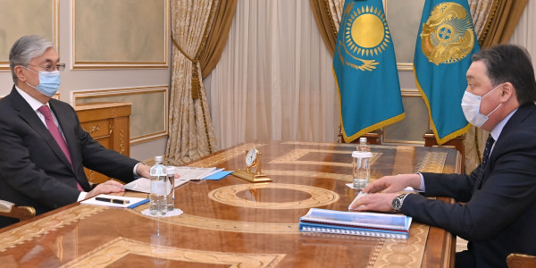 Президент принял Премьер-министра страны