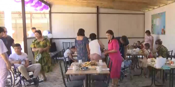 Акимат Алакольского района переоборудовали под лагерь для детей