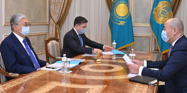 Қасым-Жомарт Тоқаев Олжас Бектенов пен Қанат Шарлапаевты қабылдады