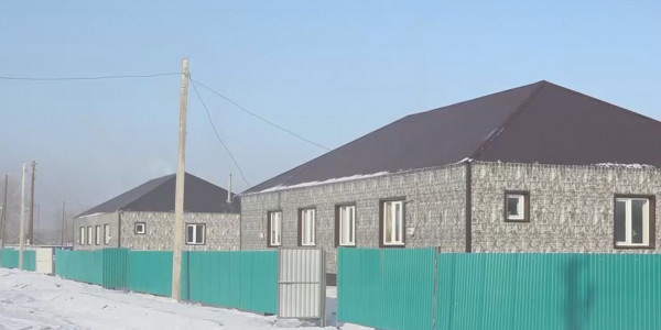 Многодетные семьи получили ключи от жилых домов в Жарминском районе