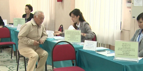Сайлауда қоғам қайраткерлері мен өнер адамдары да белсенділік танытты