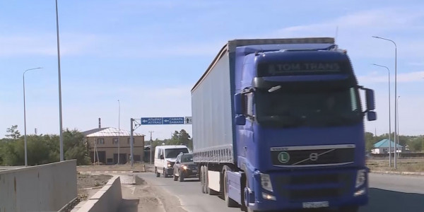 Ақтөбенің Елек өзеніндегі көпірдің сапасы сын көтермейді