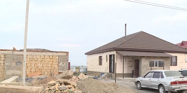 7 лет живут без электричества жители микрорайона Кунгей-3