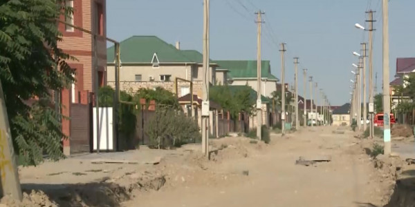 Ақтауда автомобиль жолы толық төселмеген шағын аудандар бар