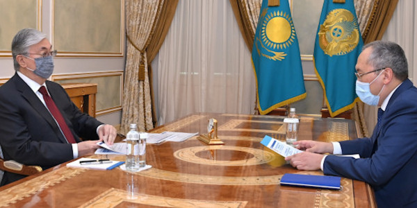 Қ. Тоқаев Қаржылық мониторинг агенттігінің төрағасы мен Қорғаныс министрін қабылдады